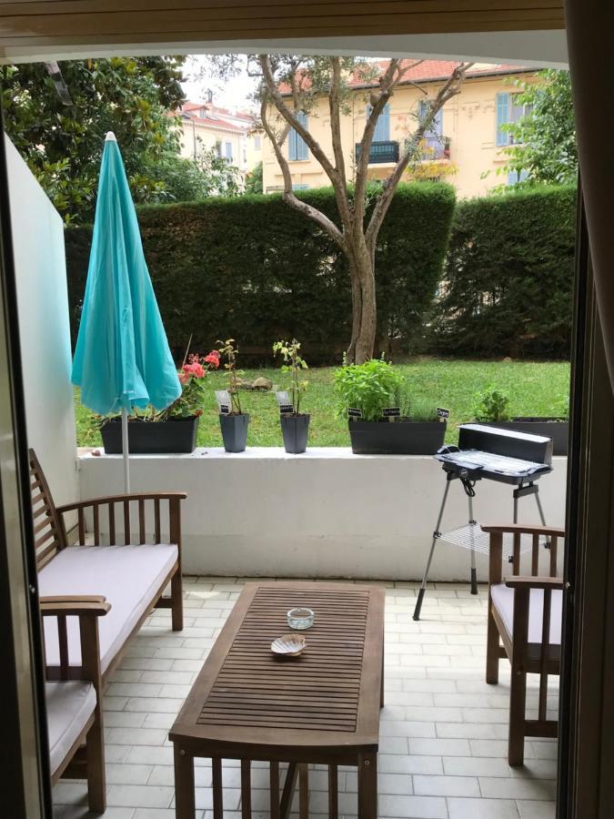 Superbe Studio Terrasse Centre Ville Et Plages A Pieds Cannes Kültér fotó